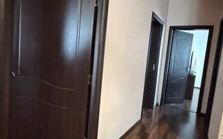 Vila spatioasa cu vedere spre lac Corbeanca - Poză 26