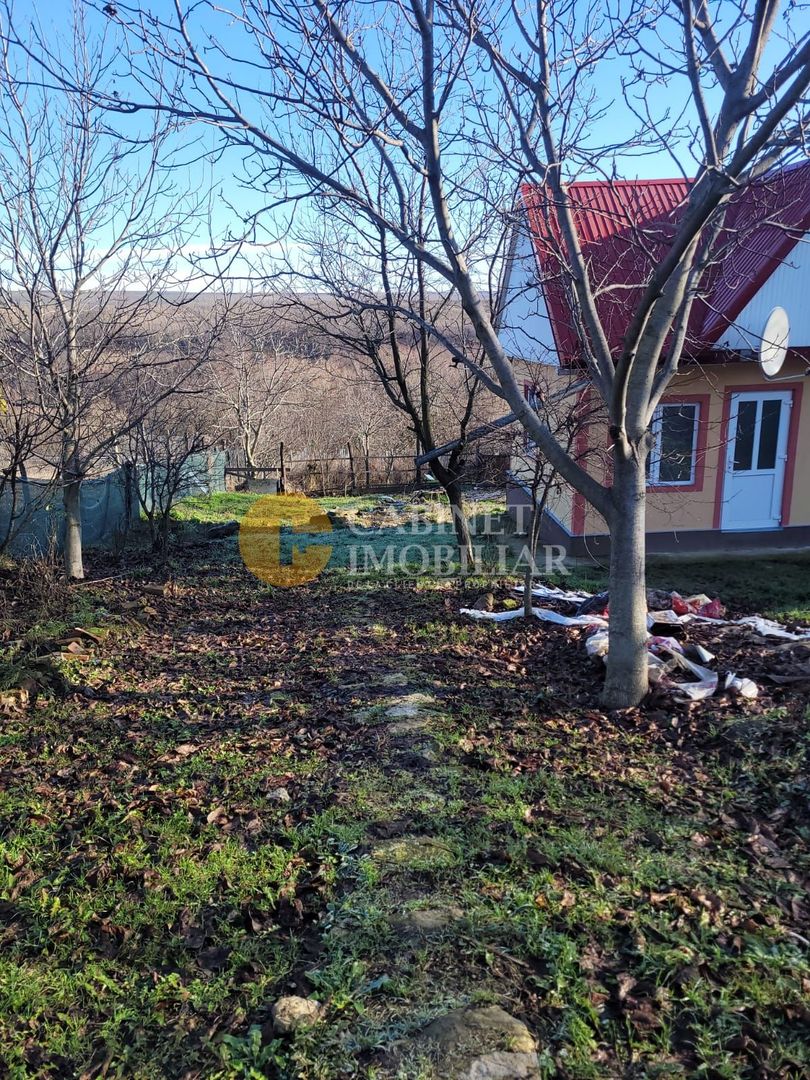Casă Schitu Duca, 1150 mp teren, la asfalt, utilități - Poză 12
