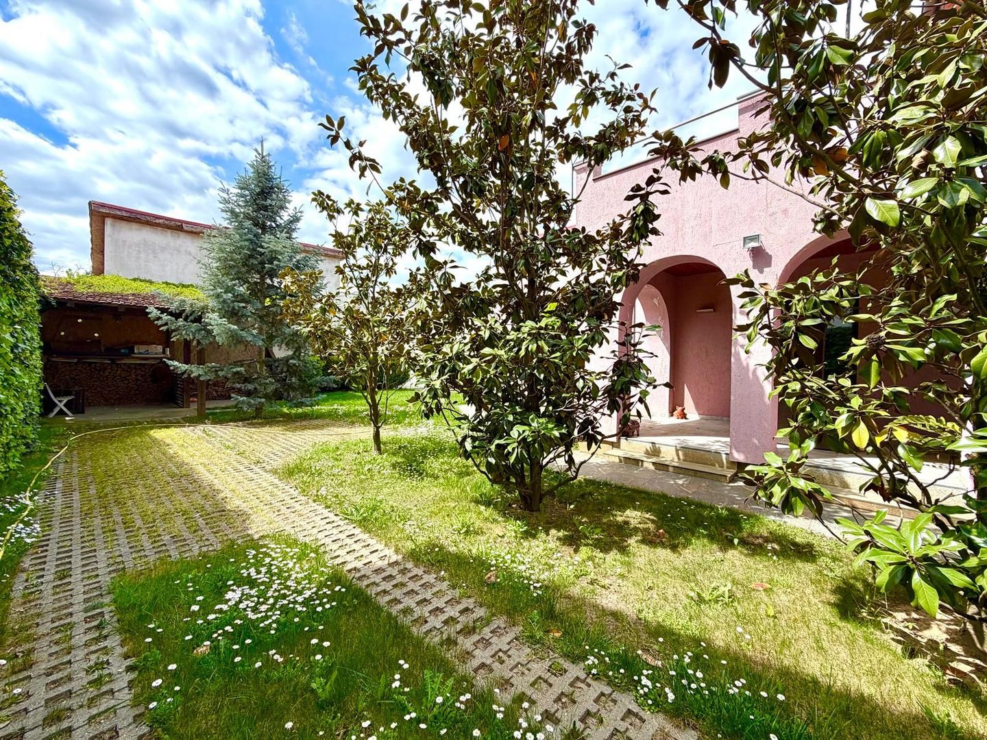 Vila cu 4 camere cu lift, jacuzzi și terasă panoramică tip penthouse - Poză 16