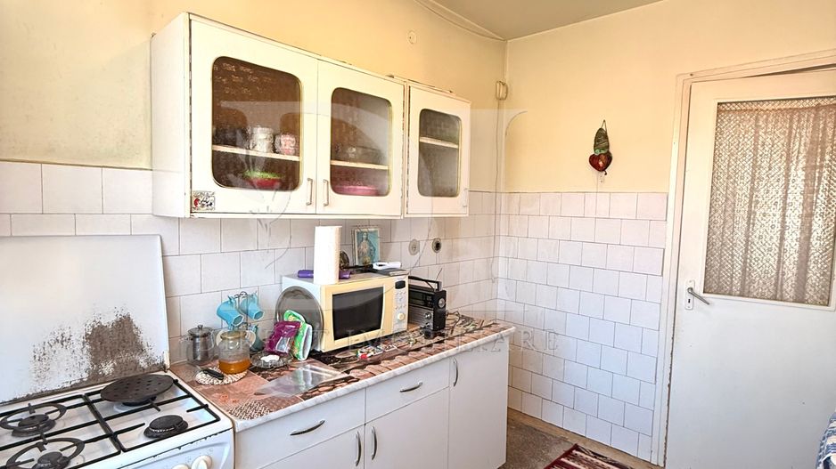 Apartament decomandat / etaj intermediar / Zona Grigorescu - Poză 11
