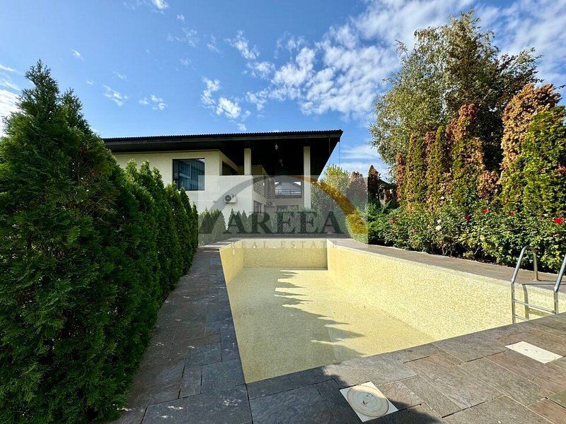 Vila lux de vanzare in cel mai dorit complex din Erou Iancu Nicolae-locatie rara - Poză 38