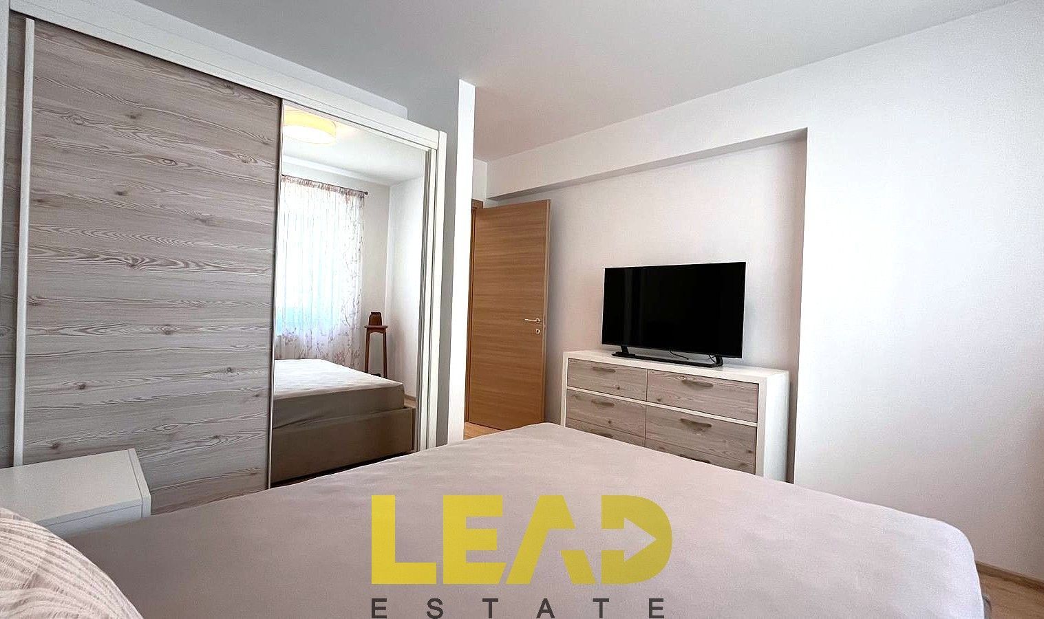 Repozitionare pret! Apartament 2 cam mobilat, utilat complet! Tractorul-Coresi - Poză 5
