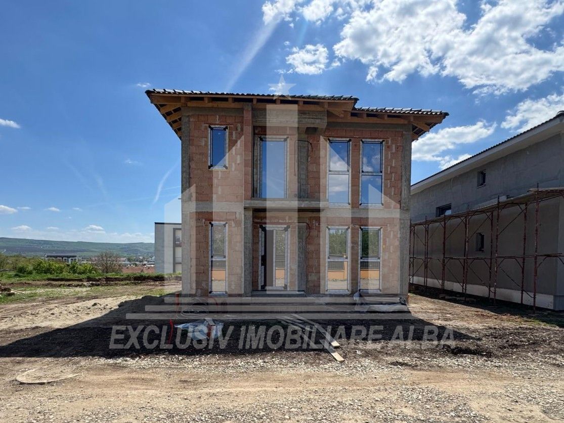 Casa individuala | P + 1 | 125 mp utili | 250 mp teren | Cetate - Poză 2