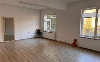 Cladire birouri / spatiu comercial - 584 mp  - Comision ZERO - Poză 4