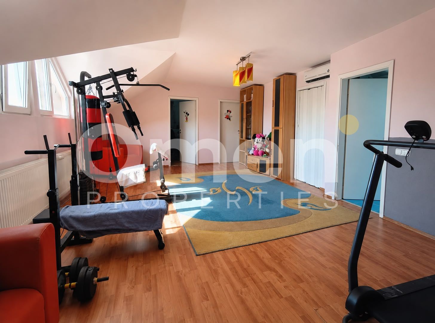 Casă P+M cu piscină și teren 1100 mp – Zona Vrancei, Baia Mare - Poză 12
