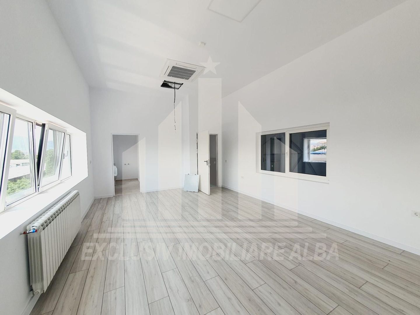 Spatiu de birouri de inchiriat, cu posibilitate inchirierii si depozitului - Poză 3