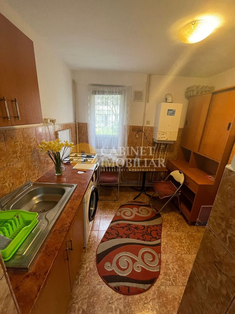 Apartament cu 2 Camere Decomandat - Zona Alexandru Cel Bun - Poză 6