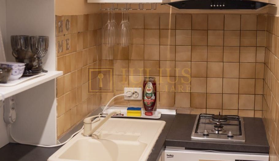 Apartament 4 camere+2 bai foarte aproapte de Spitalul Judetean - Poză 9