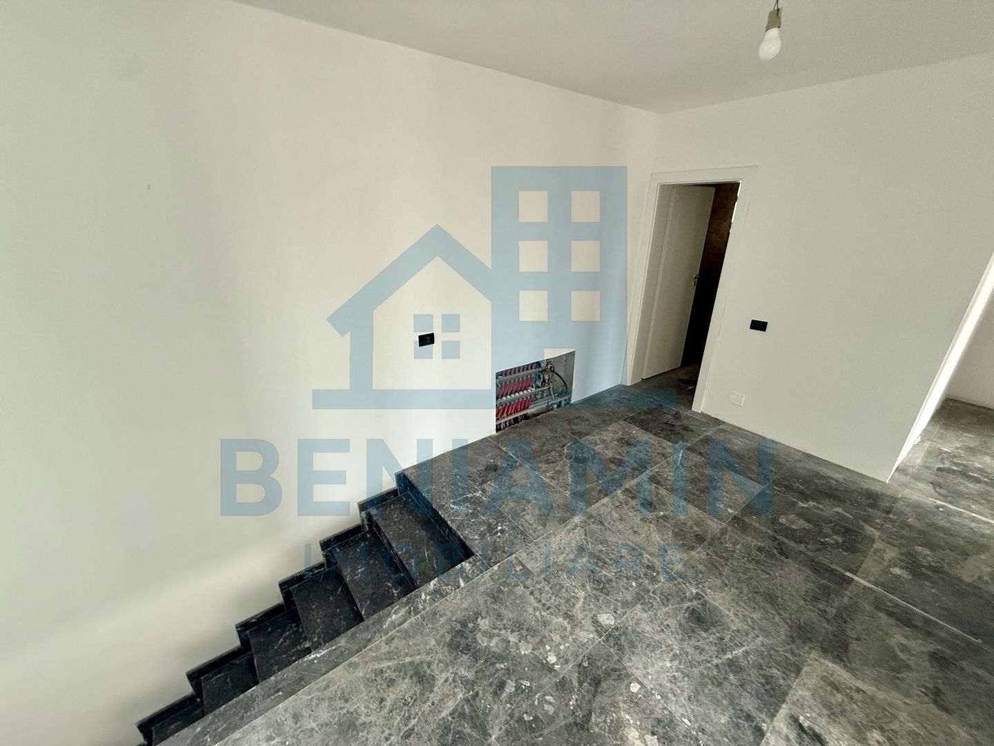 Vila Moderna-Hanul Doctorului-184mp-Finisaje Lux-La cheie-Teren 300mp - Poză 9