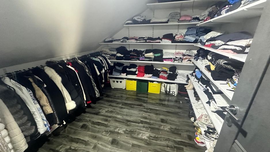 CASA INDIVIDUALA MOBILATA, TOATE UTILITATIE, CURTE 400 MP, COMISION 0% - Poză 19