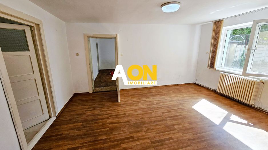 Casa 5 camere, 369 mp teren, zona Centru, pretabila pentru birouri - Poză 8