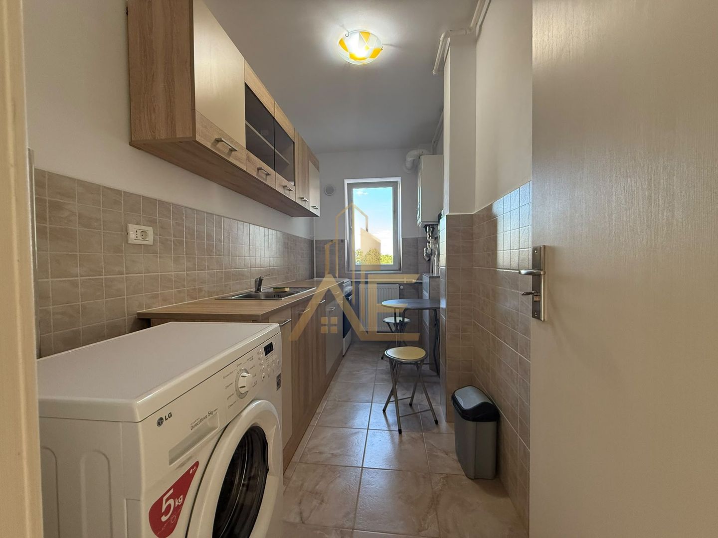 Apartament 2 camere decomandat de închiriat – Str. Narciselor nr. 7 - Poză 7