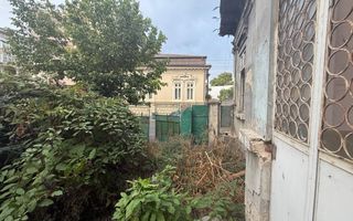 Casa cu teren total 248 mp pe Matei Voievod - Poză 4