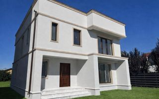 Vila Neoclasica zona CENTRALA Otopeni curte 500m2 - Poză 1