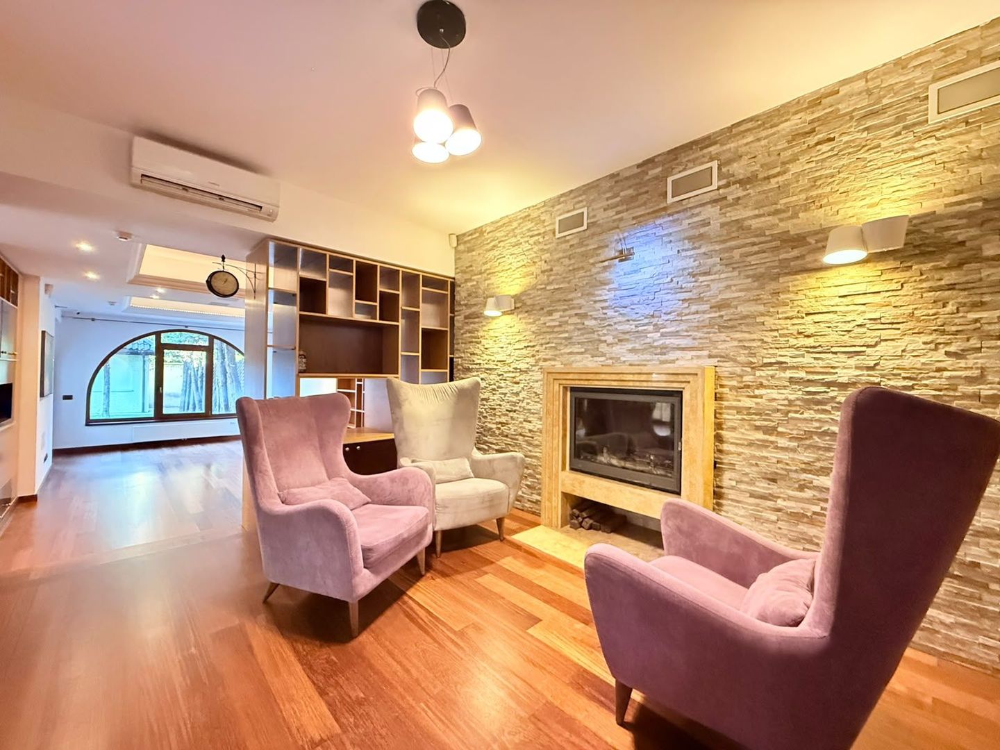 Vilă elegantă cu teren de aproximativ 1.000 mp - Poză 5