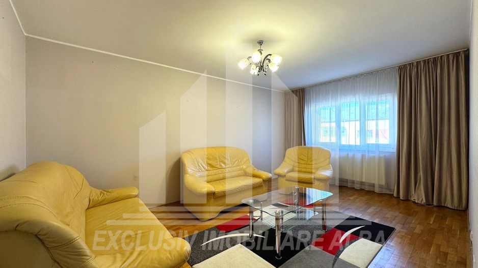 Apartament cu 3 camere decomandate, 67 mp | Cetate - zona Mercur - Poză 1