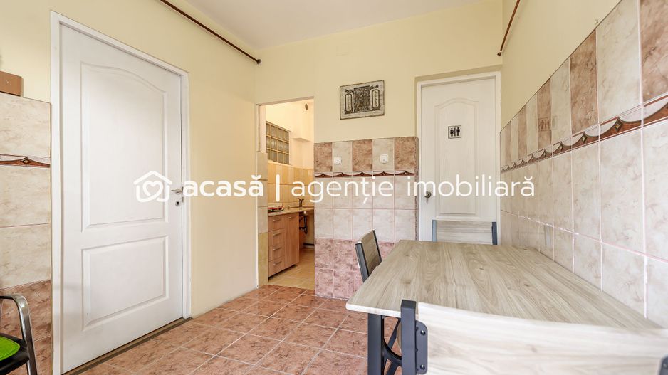 De închiriat apartament cu o cameră și curte interioară - Poză 3