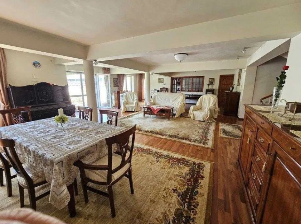 Casa impozanta in Iancu Nicolae - Poză 3