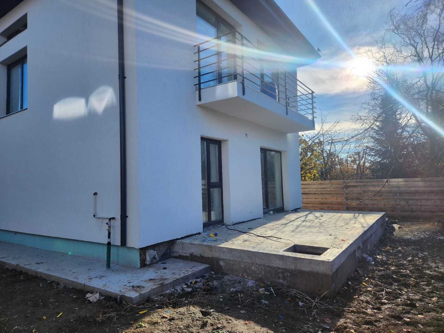 Casa noua 5 camere | De vanzare | Tunari - Poză 1