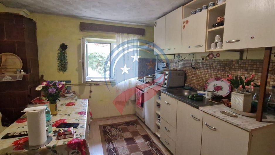 Casă parter cu teren generos de 595 mp, în Șimnicul de Jos – Craiova - Poză 12