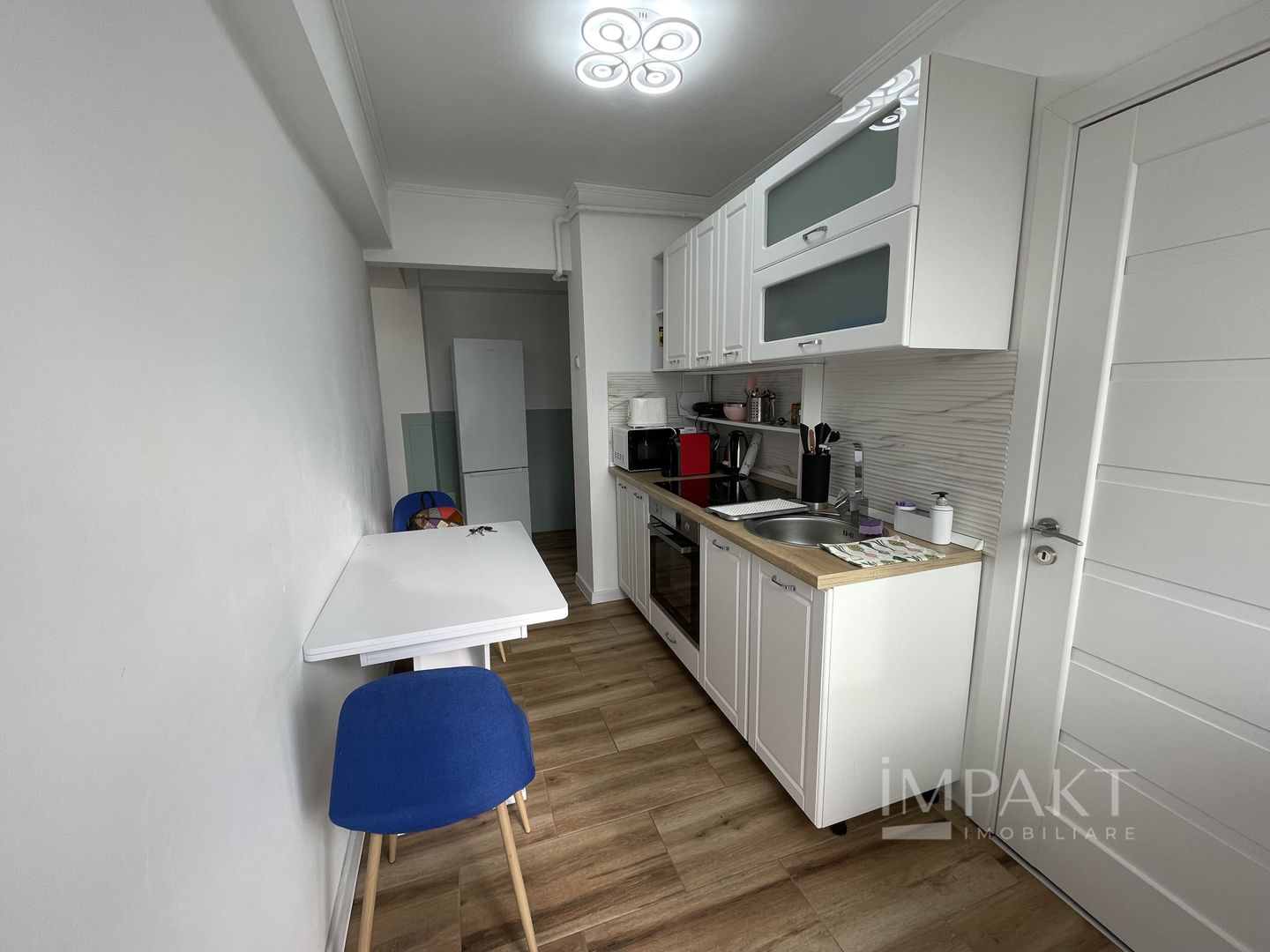 Apartament 2 camere in Piața Mihai Viteazul. - Poză 8