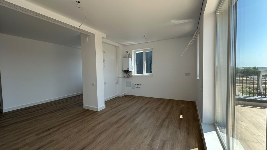 Vânzare Ap.2 Camere Pipera-Tunari - Poză 4