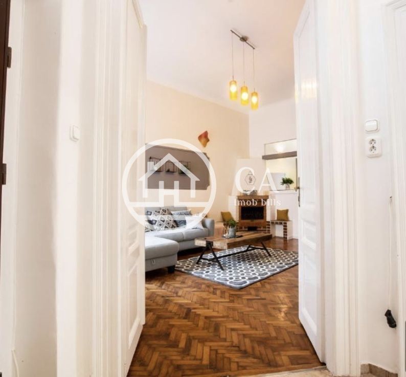 Apartament de vânzare cu 3 camere în zona Ultracentrală, Oradea - Poză 7