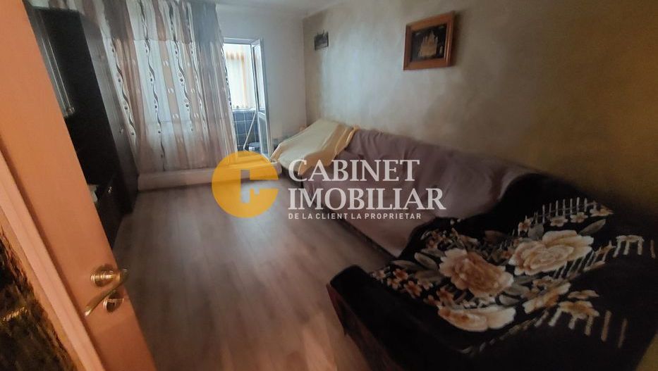 TATARASI - 2 CAMERE DECOMANDAT - ETAJUL 2 - FARA RISC - RENOVAT - Poză 2