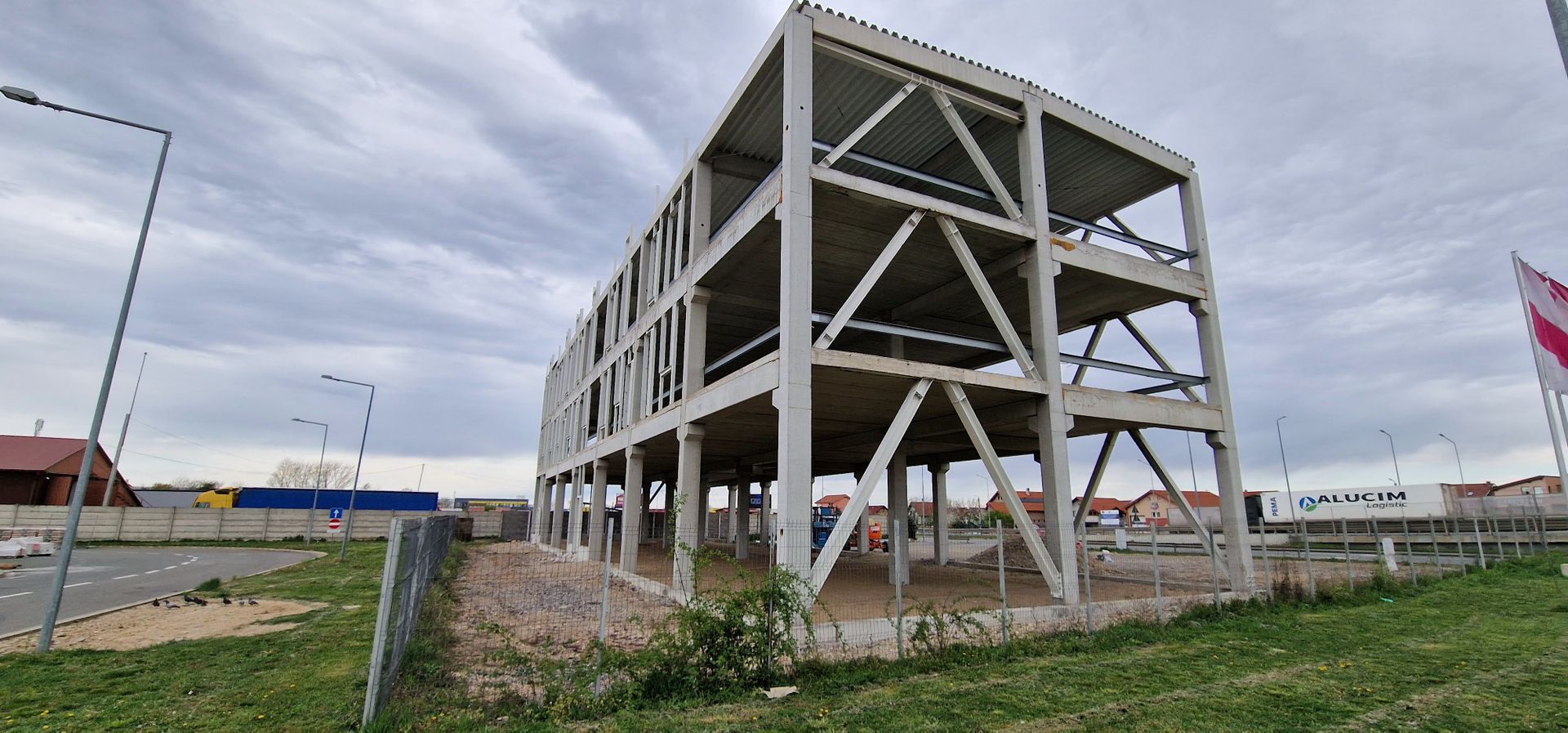 cladire comerciala cu 2 chiriasi lânga centura Oradea - Poză 11