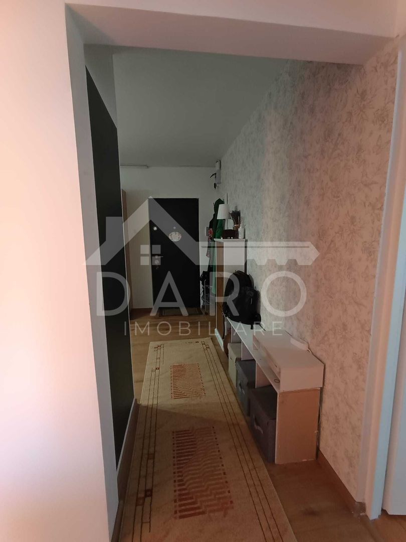 Apartament cu 2 camere modernizat de vânzare în Târgu Mureș - Poză 3