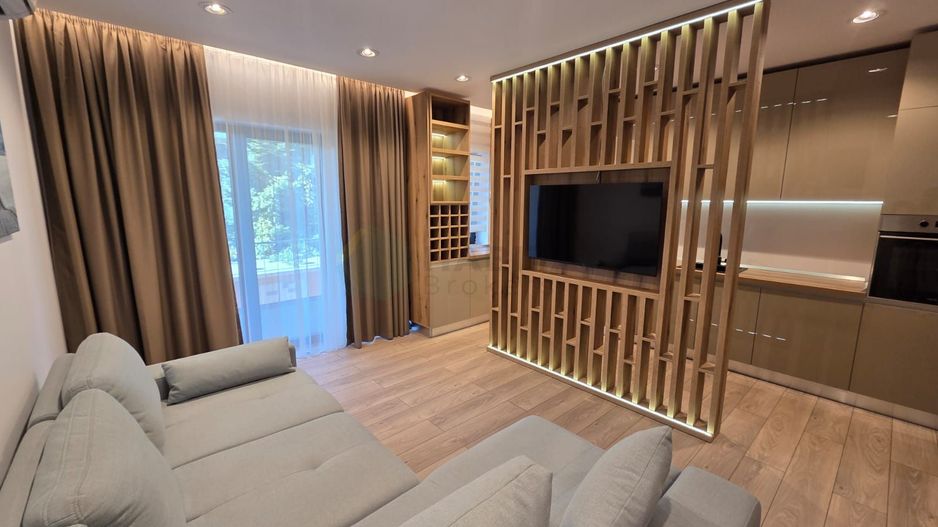 Grand Park Pipera | Erou Iancu Nicolae - Poză 2