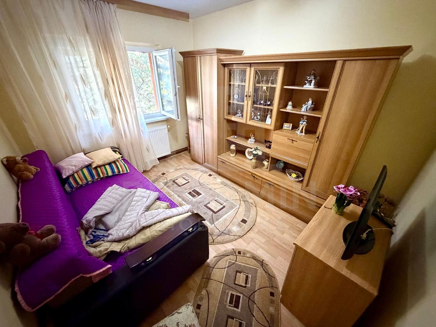 3 decomandat cu 2 bai - etaj 1 - centrala - Parculet Rovine - - Poză 5