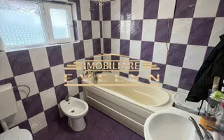 Casa + teren de vanzare in Zaicesti la strada principala, pret 75000 euro negociabil! - Poză 14