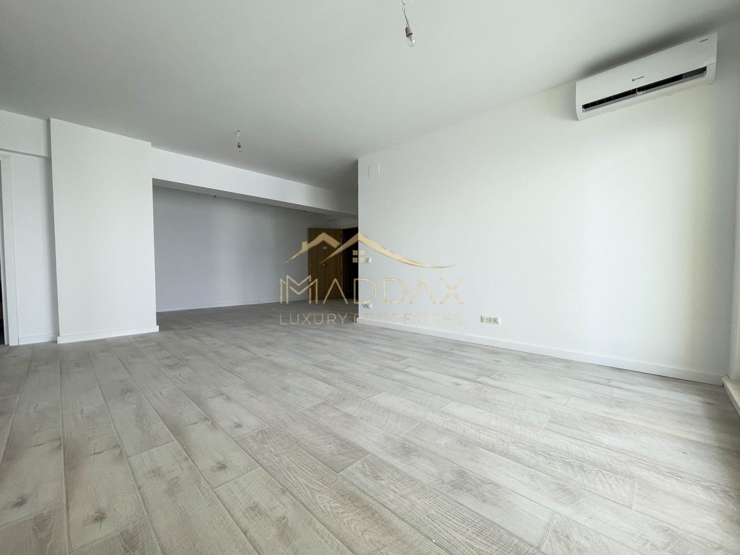 Apartament cu 2 camere ***NOU*** // Mogosoaia - Poză 9