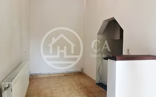 Apartament cu 1 camera la curte comuna de vanzare Central, Oradea - Poză 4