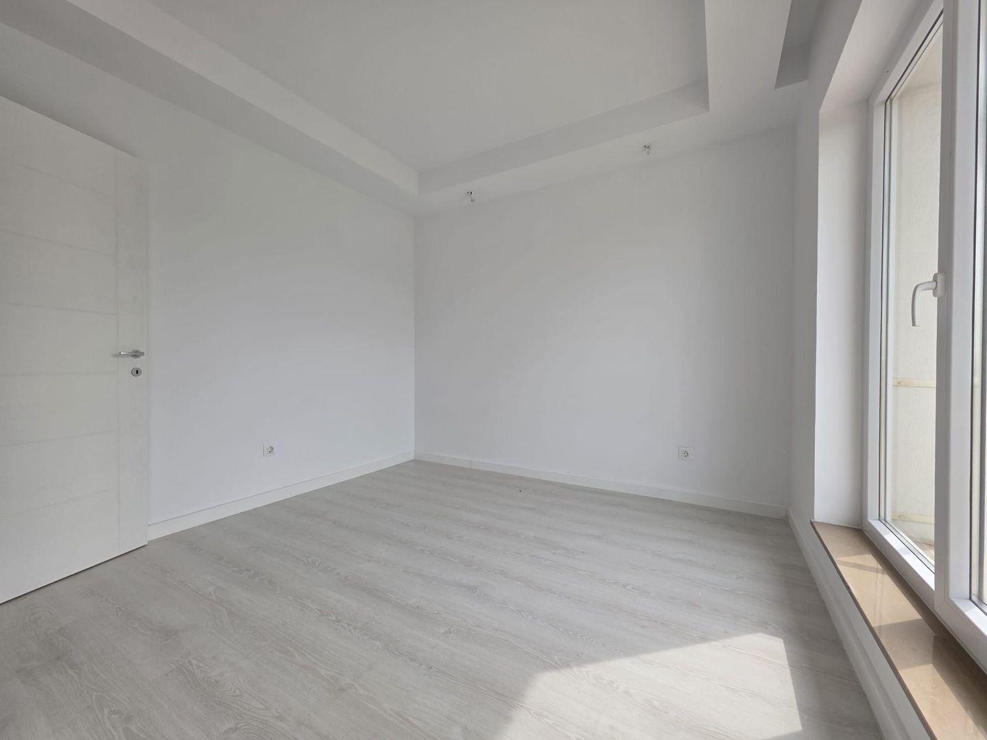 Vilă modernă 3 camere cu grădină privată – Cosmopolis - Poză 6