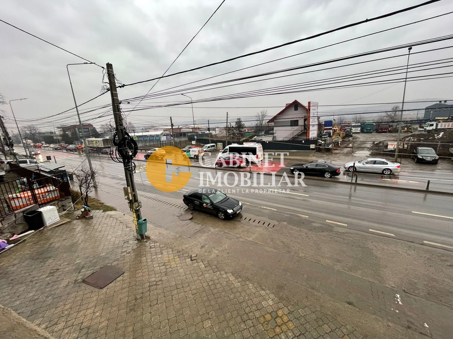 Spatiu Comercial 100mp utili - LA BULEVARD - locuri de parcare - Poză 1