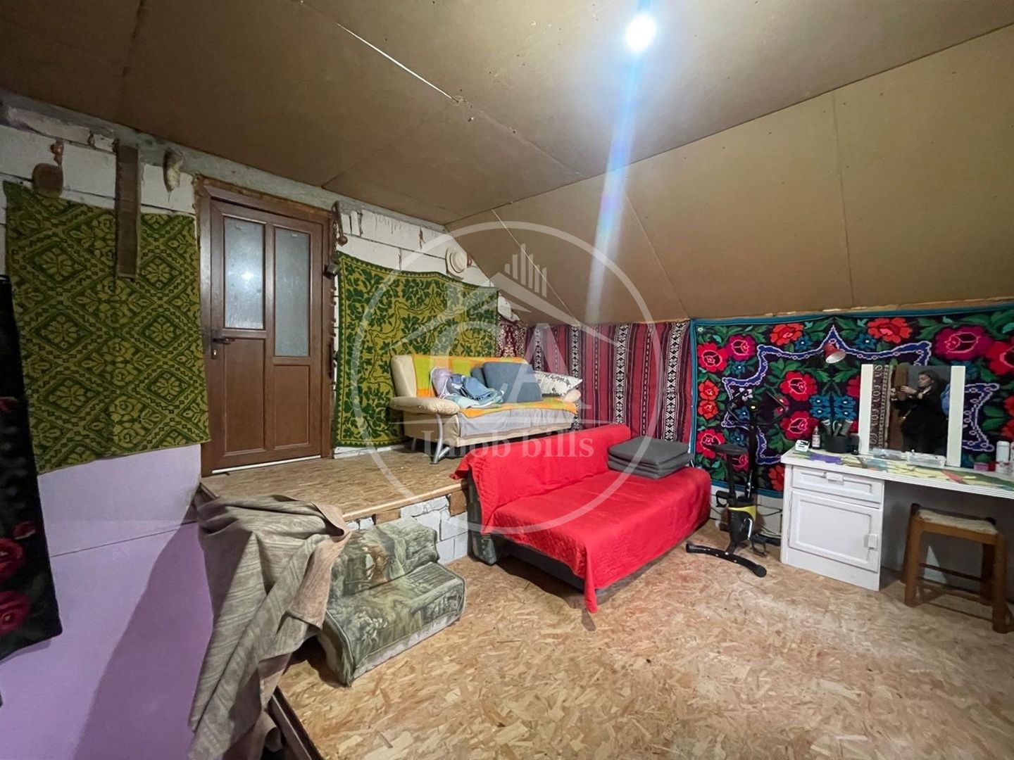 Casa de vânzare cu 7 camere in zona Nufarul, Oradea - Poză 19