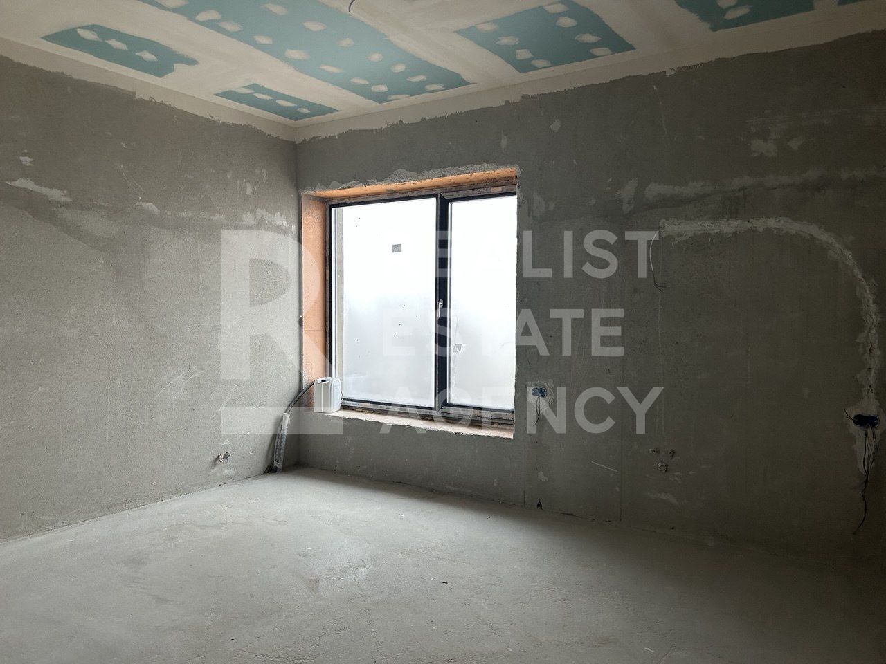 Casă P+1, 315 m² utili | Teren 1.300 m² | Pe malul lacului Ostratu - Poză 12