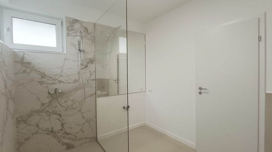 Vanzare casa moderna individuala zona rezidentiala Tunari - Poză 13