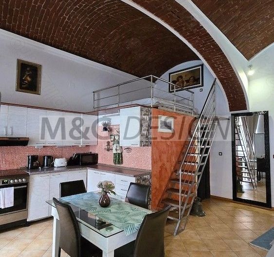 Apartament Central la cladire istorica - Poză 4