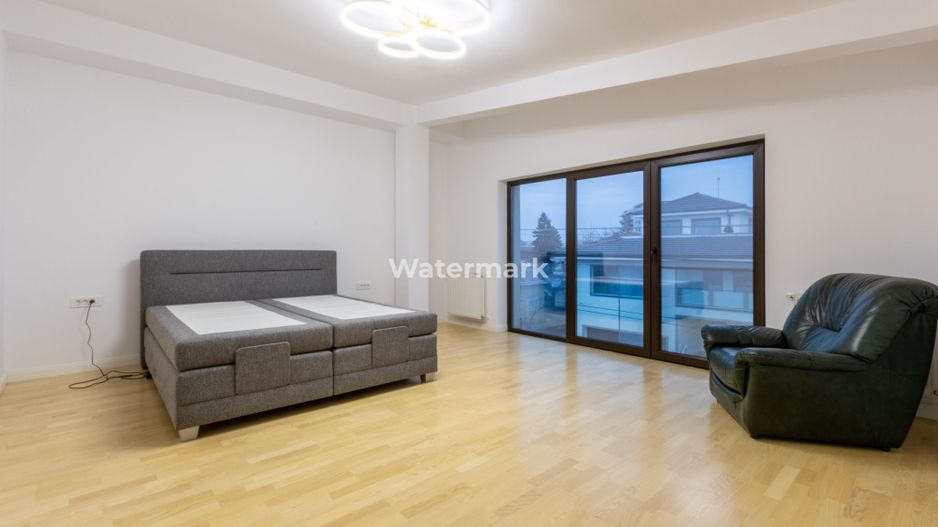 Apartament cu 4 camere de închiriat în zona Alexandru cel Bun - Poză 13