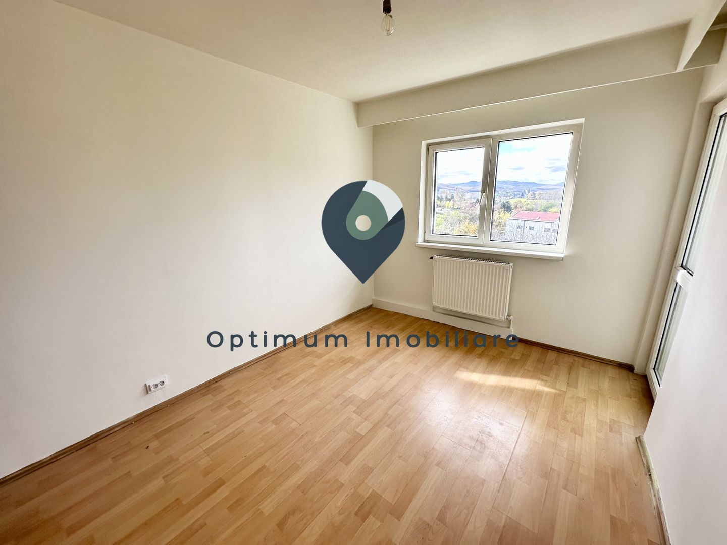 Apartament cu 3 camere, 2 băi în Manastur, zona Brates! - Poză 3