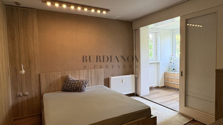 Apartament cu 3 camere - Metrou Costin Georgian - bd. 1 Decembrie 1918 - Poză 7