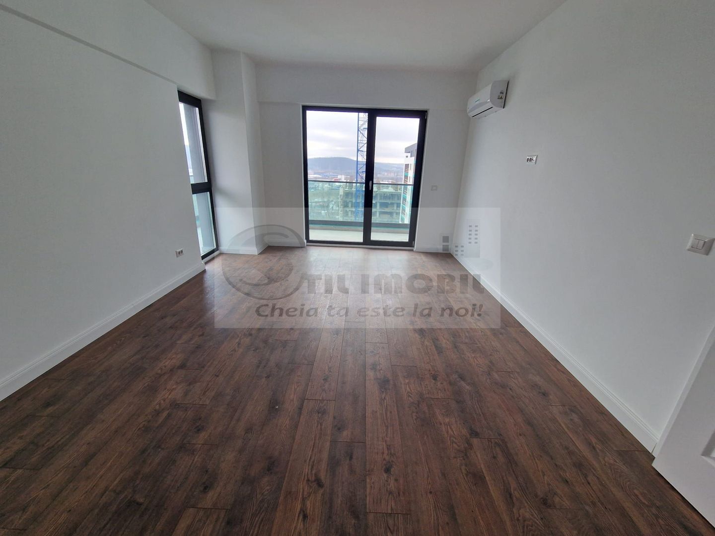 BLOC NOU! Ap. cu 2 camere decomandat Tatarasi 61 mp 114220euro+TVA - Poză 1