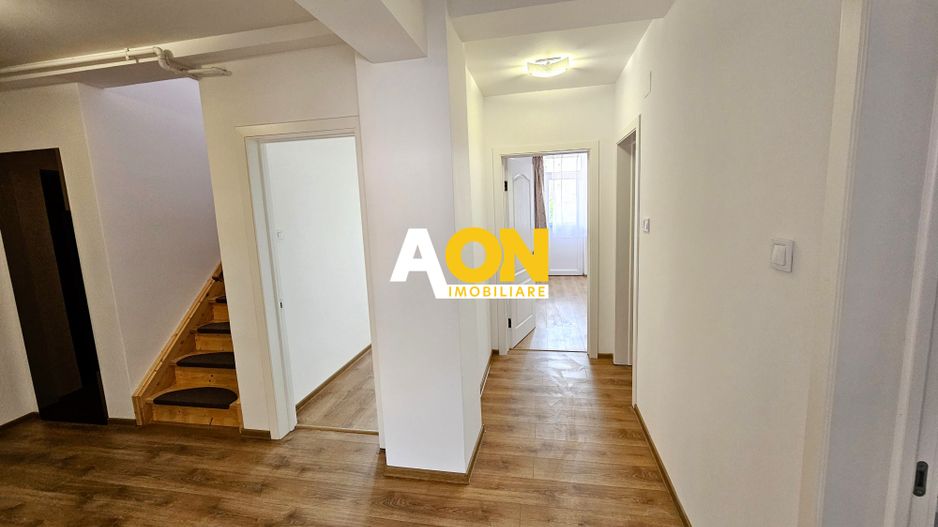 Penthouse 4 camere, 100 mp utili + terasa 83 mp + boxa 21 mp, Centru - Poză 4