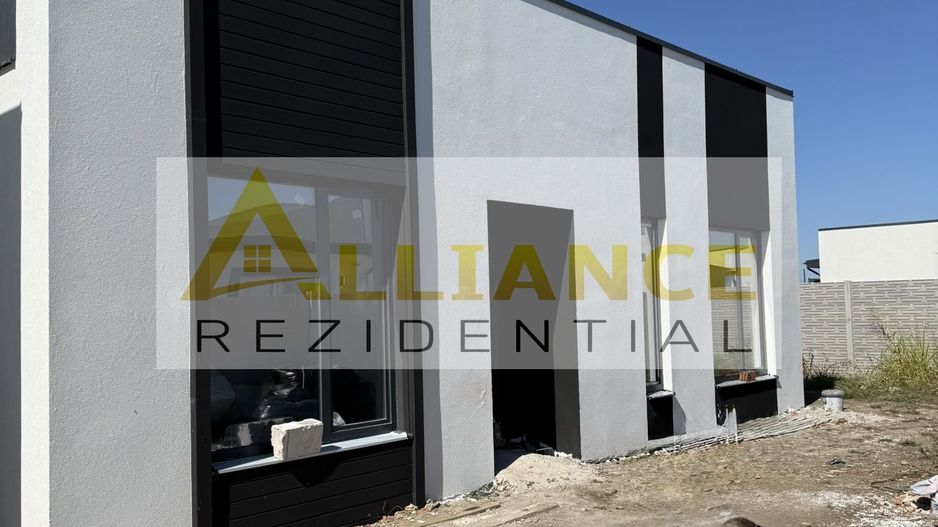 Casa individuala pe parter cu 4 cam.  | strada Miorita Comuna Berceni - Poză 1