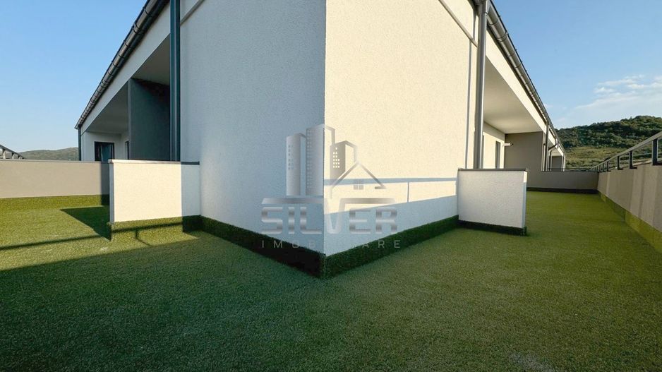 Apartament cu 2 camere/terasa 45 mp/boxa/PRET REDUS! - Poză 1