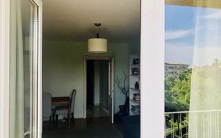 BRASADAS vinde ap 2 cam etaj 3/10 in zona CENTRALA. - Poză 2