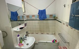 Ap 4 camere 67 mp Mega mall-bloc izolat termic-terasă refăcută! - Poză 12